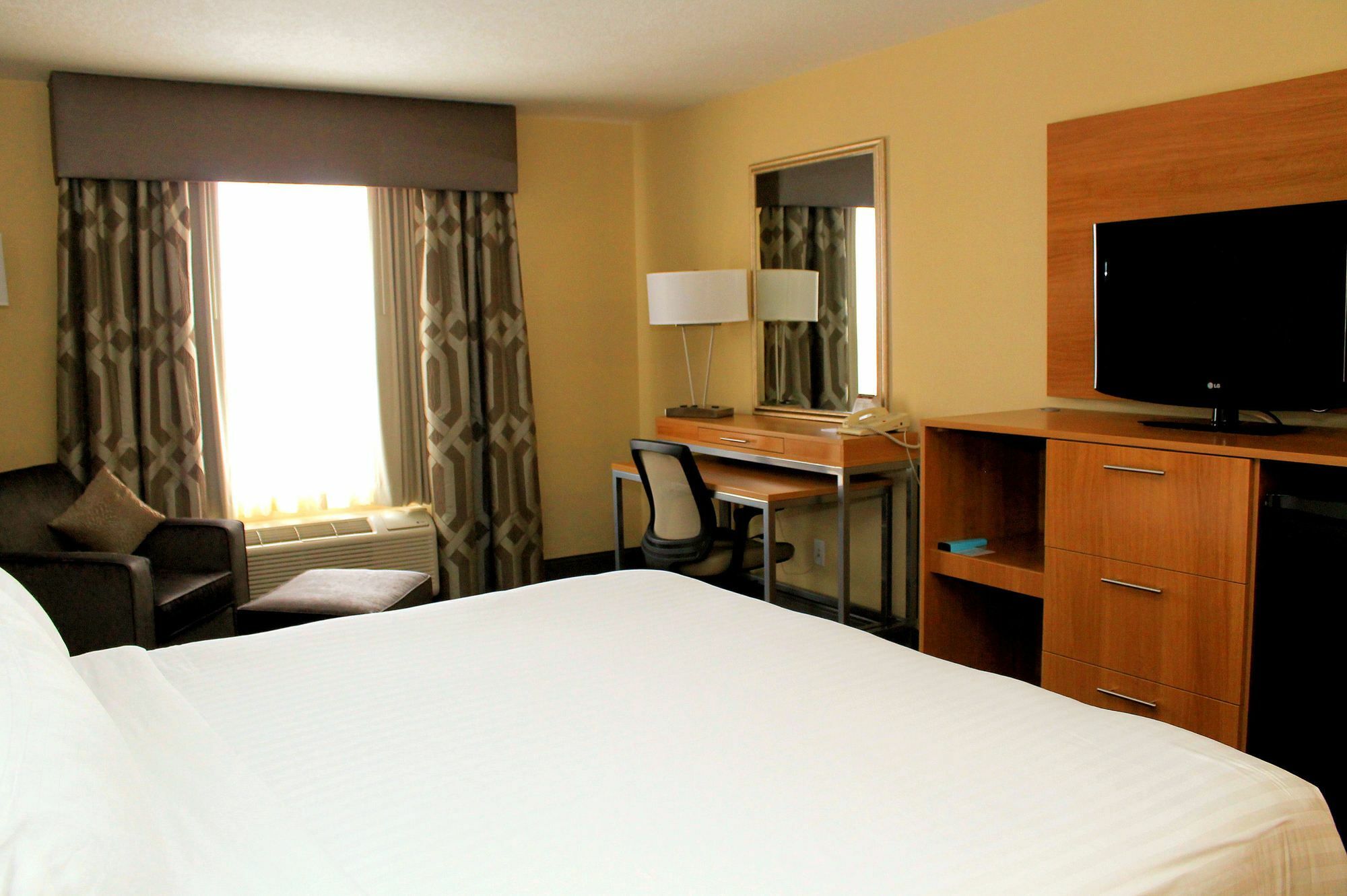 Holiday Inn Express Hotel & Suites Sherwood Park-Edmonton Area By Ihg Экстерьер фото